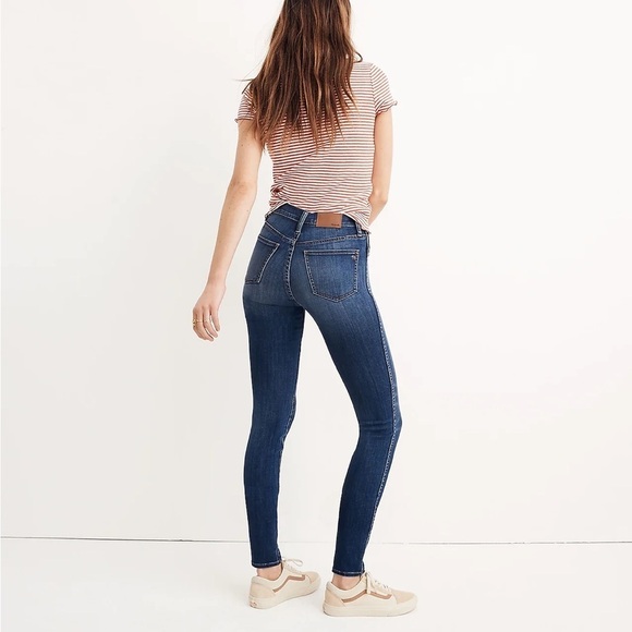 Madewell 10" High-Rise Skinny Jeans in Danny Wash TENCEL Denim Edition - Picture 4 of 15